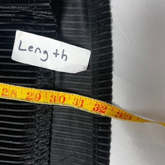 POL Velvet Ribbed Tunic Top V-Neck Short Sleeve Pocket Casual Dressy Medium - Picture 6 of 8